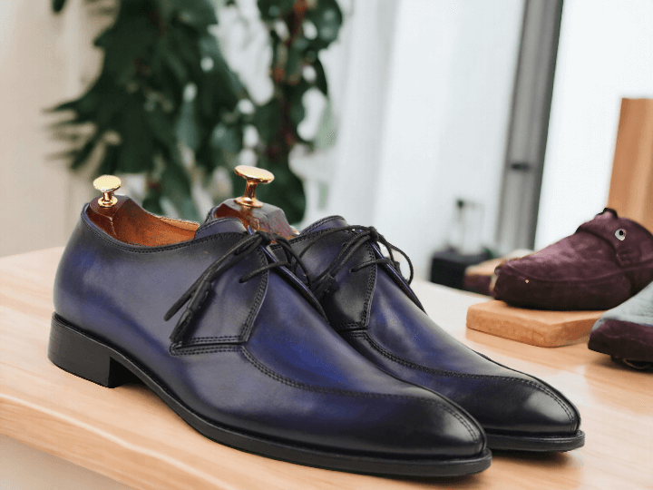 Expertly crafted with the finest quality blue leather, these Handmade Pure Genuine Blue Leather Shoes are a must-have for any stylish man. The lace-up design adds a touch of sophistication, while the pure leather construction guarantees durability and comfort. Elevate your shoe game with these timeless and luxurious shoes.