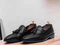 Handmade with premium black leather, these men's loafer dress shoes are the epitome of style and comfort. The meticulously crafted design ensures a perfect fit for any occasion. Experience the luxury and sophistication of these handmade shoes. Don't settle for anything less.