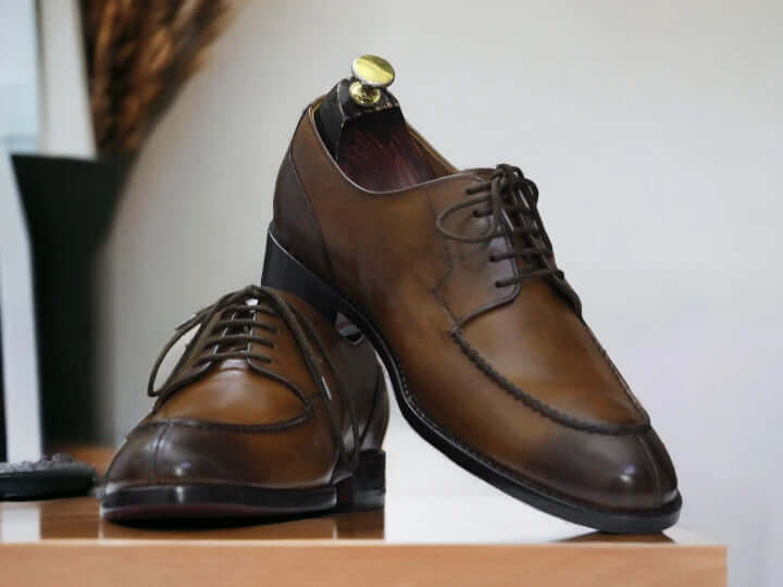 Split-toe Full-grain Leather Derby Shoes in Brown for Men