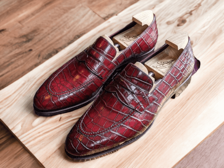 Men's Burgundy Crocodile Leather Shoes, Handmade  Slip On Penny Loafer Shoes, Loafer Shoes