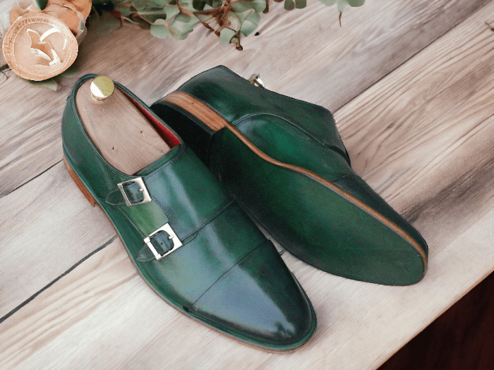 Step up your formal fashion game with our Men's Handmade Green Leather Cap Toe Buckle Shoes. Handcrafted with genuine leather, these shoes offer both style and durability. The bold green color adds a unique touch to the classic cap toe design. Upgrade your wardrobe today with these fashion-forward shoes.